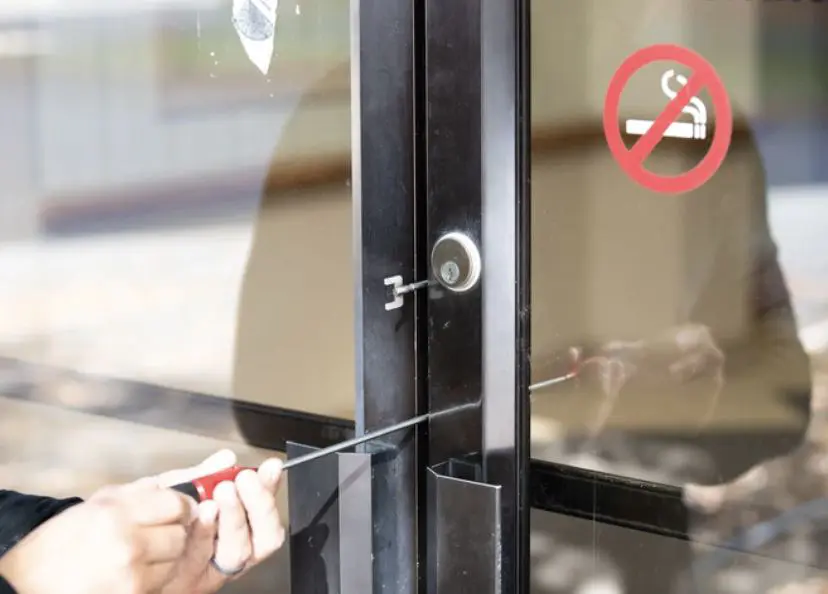 Deadbolt Thumb Bypass Tool Streamlined JTool for Professional Use